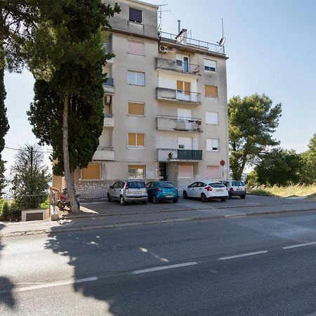 Top Floor Sunset Apartment Пула Екстериор снимка