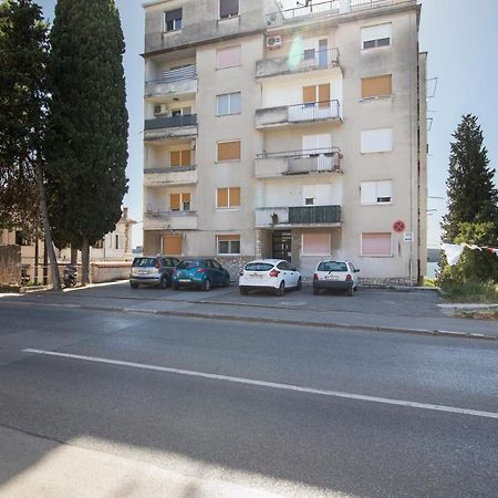 Top Floor Sunset Apartment Пула Екстериор снимка