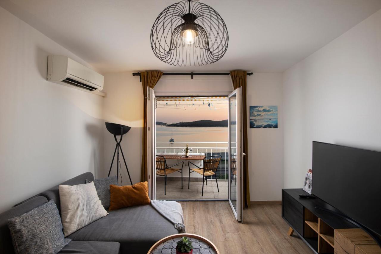 Top Floor Sunset Apartment Пула Екстериор снимка