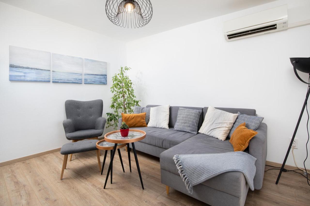 Top Floor Sunset Apartment Пула Екстериор снимка